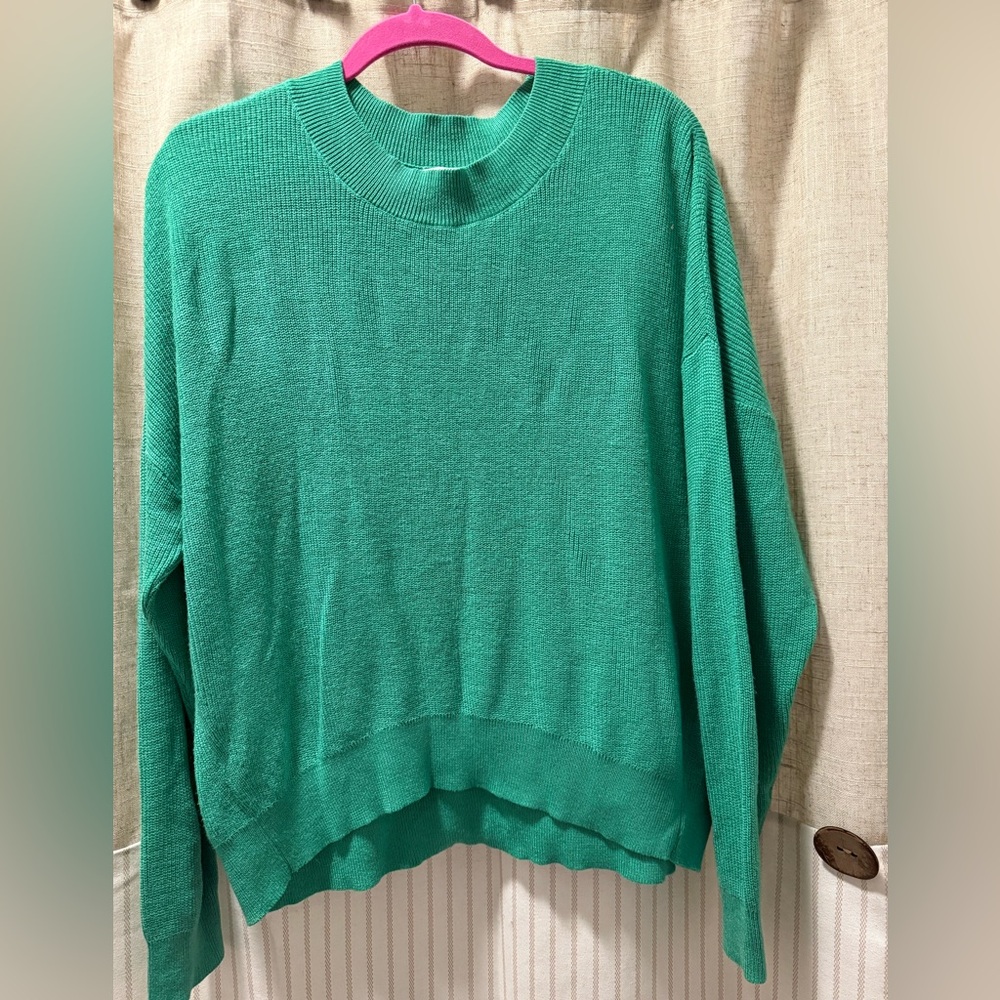BP Vibrant Green Crew Neck Sweater